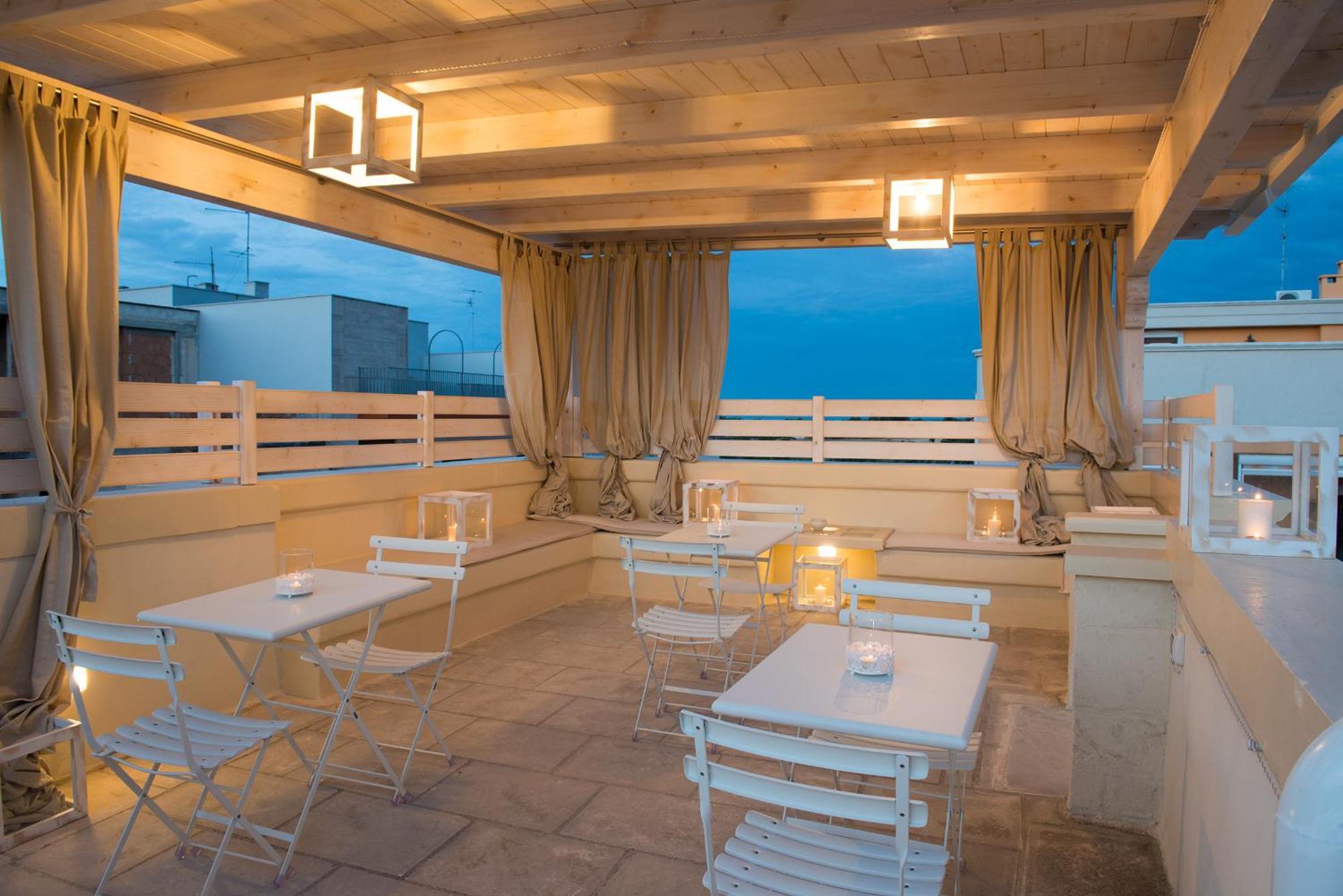Antica Via Roma B&B E RELAX Montalbano (Apulia) Exterior foto