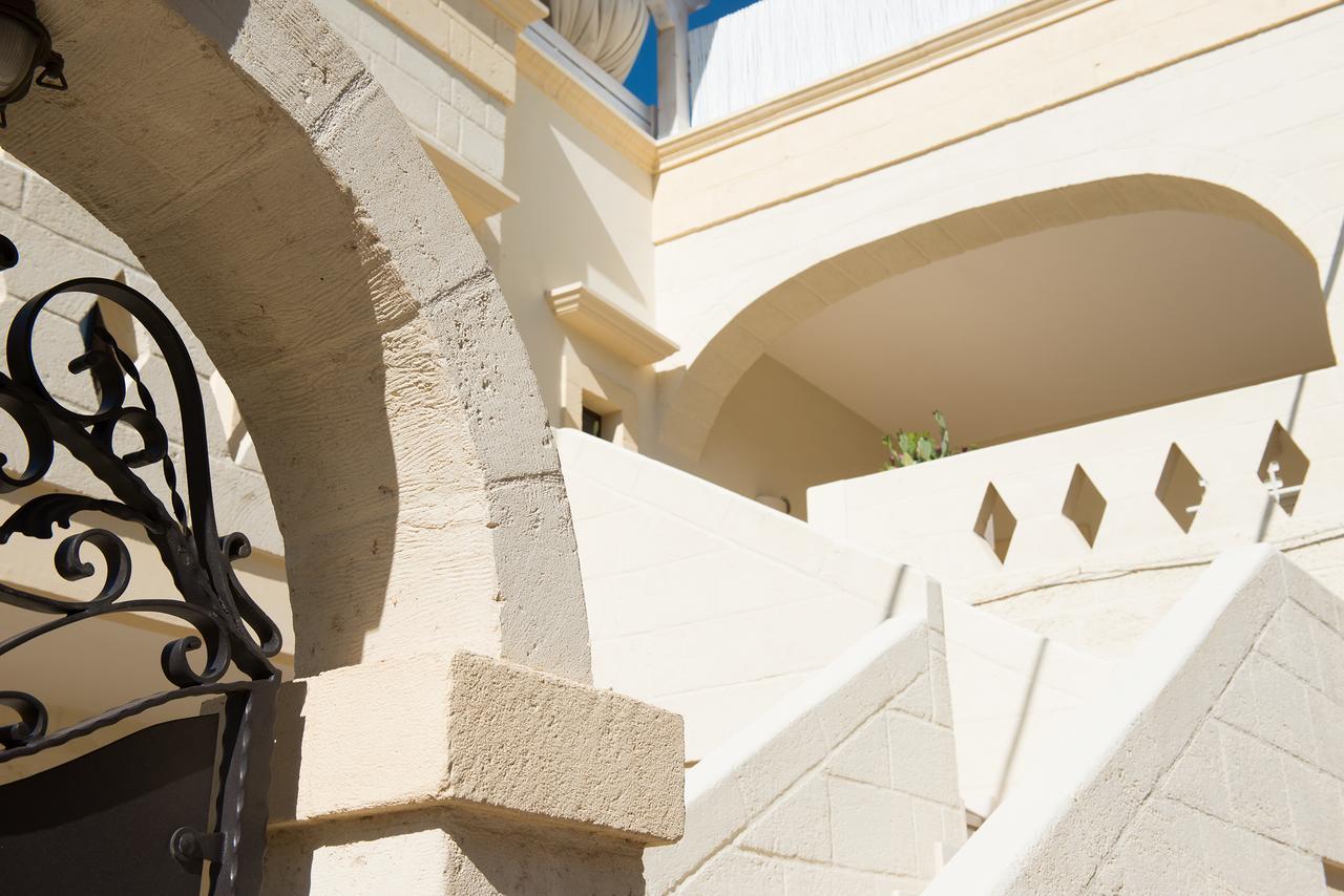 Antica Via Roma B&B E RELAX Montalbano (Apulia) Exterior foto