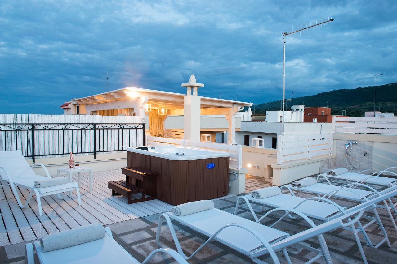 Antica Via Roma B&B E RELAX Montalbano (Apulia) Exterior foto